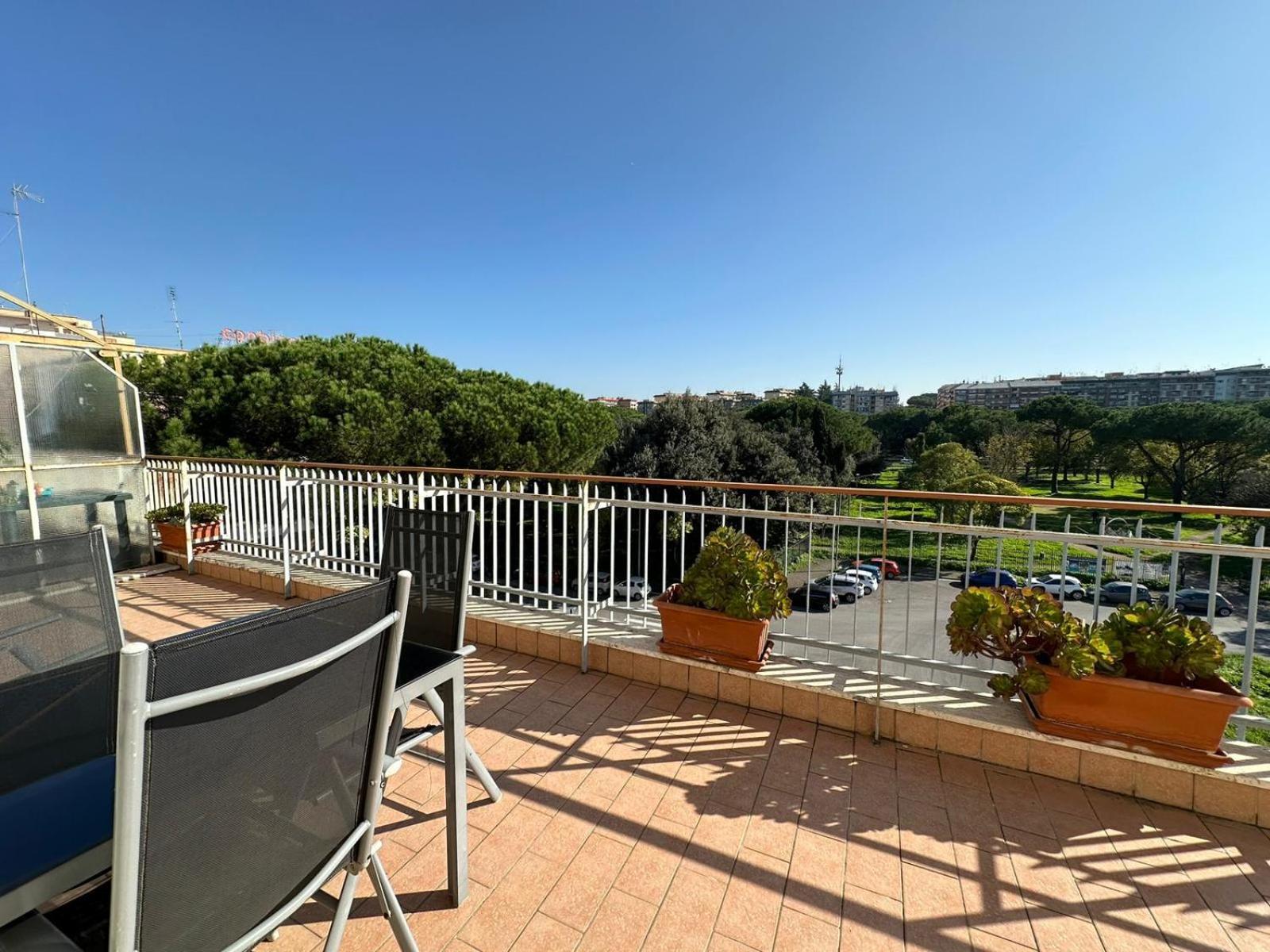 Terrazza Sul Parco Apartment Rome Bagian luar foto